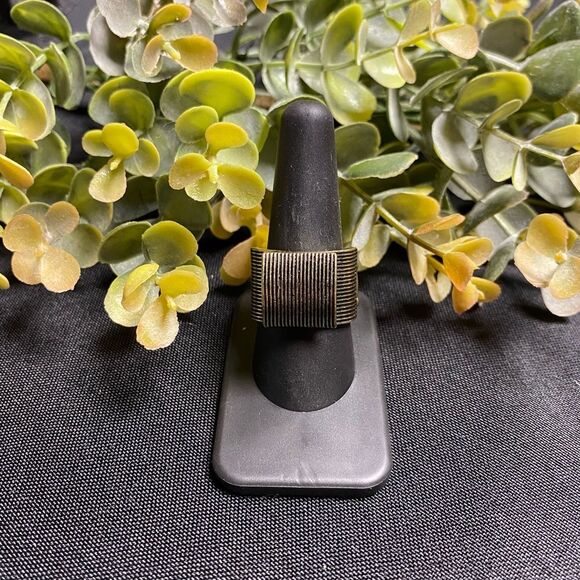 In Grate Measure Brass Ring (112) - Picture 3 of 3